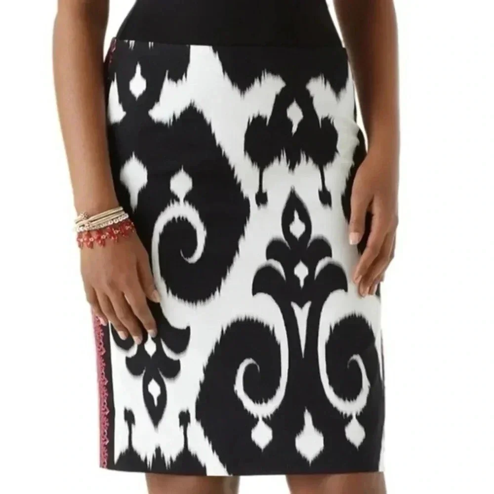 White House Black Market Black White Damask Print Pencil Skirt Red Trim Size 00